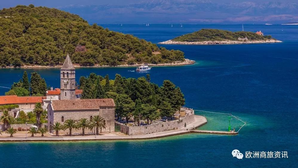 photo by@croatian national tourism board维斯岛visphoto by@xbrchx