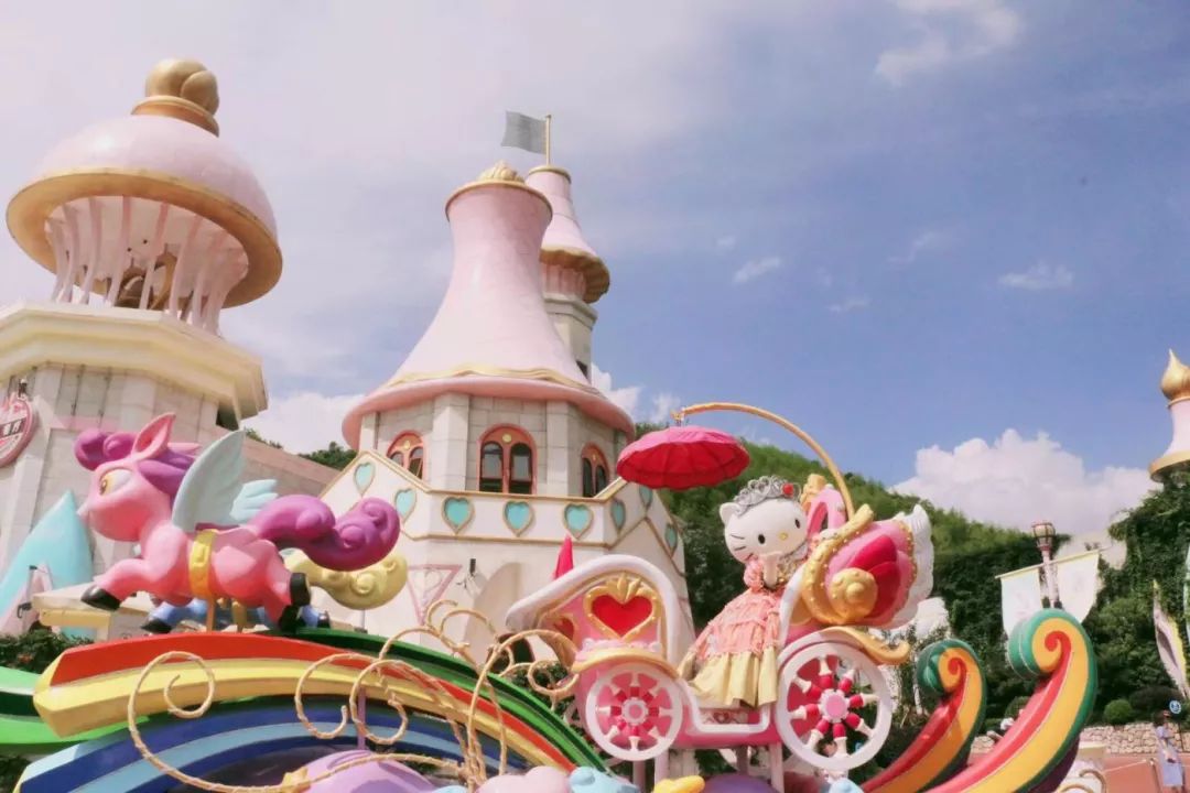 杭州hellokitty乐园载你到纯真世界做回一个孩子