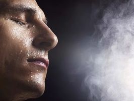 大家应该都有这样的体验:炎热的夏天,动不动就出汗,头发湿了衣服湿了