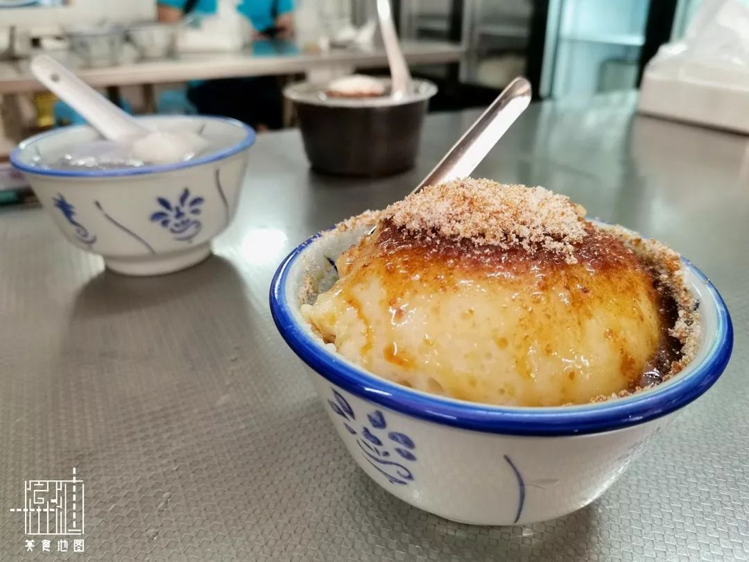 一碗实打实的豆花草粿下肚,潮汕人的夏日才算真正拉开帷幕