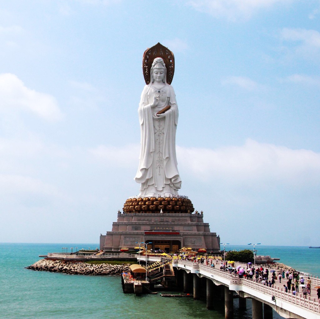 石雕观音佛像文化推动各地旅游经济发展真的好?_南海