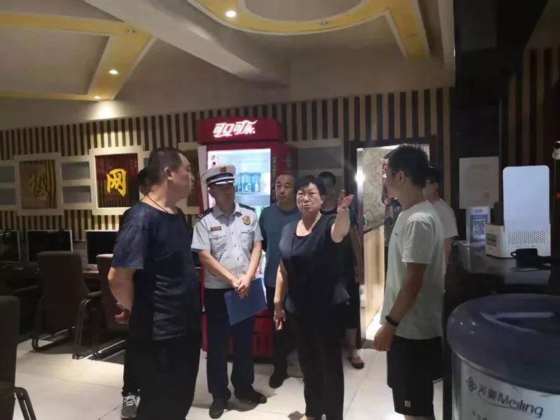 临汾市洪洞县委常委宣传部部长樊如荣带队检查消防安全工作