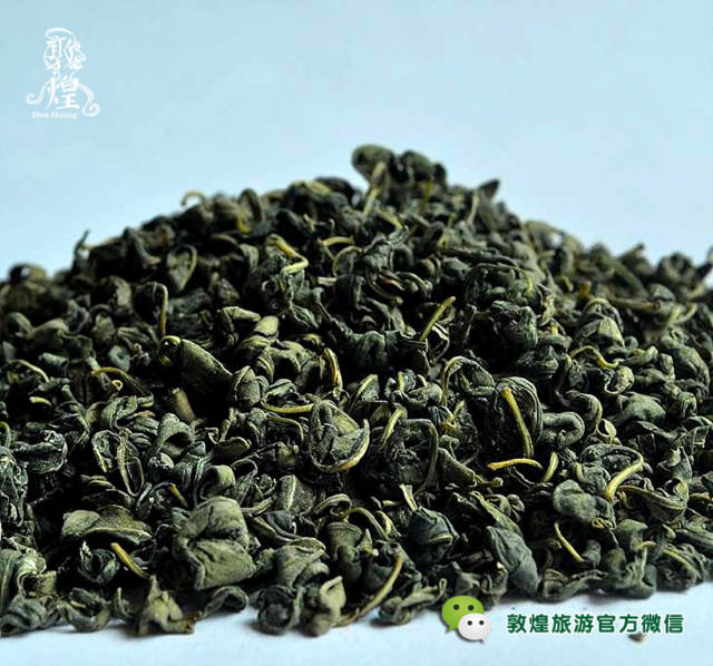 敦煌罗布麻综合开发中心的敦煌牌罗布麻茶被称为不老茶;该中心研发