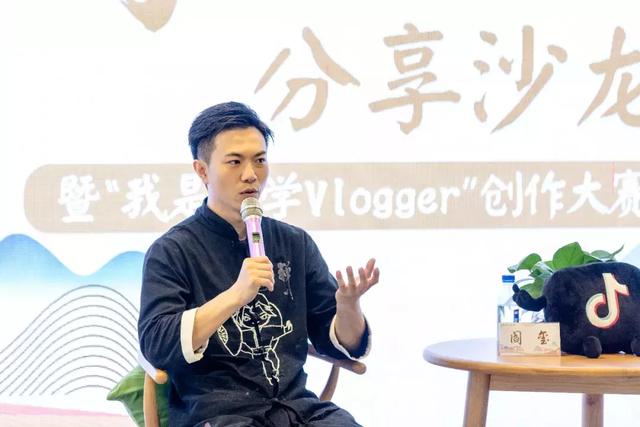 阎玺现场,西瓜视频,腾讯平台,新浪,映客等平台同步直播.