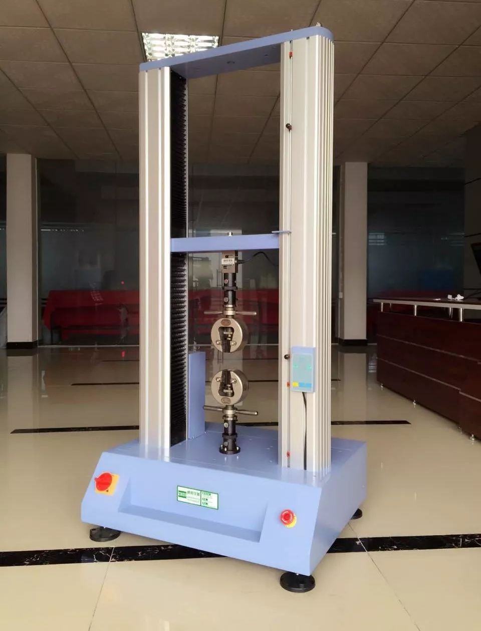 产品图片力学类,环境类检测仪器,熔体流动速率仪,悬臂梁冲击机,万能