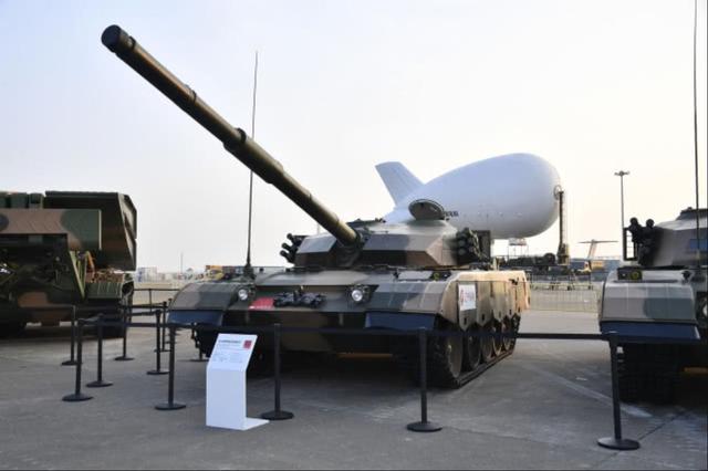 这是96式主战坦克你认错了此乃魔改的金币车59式歼星舰