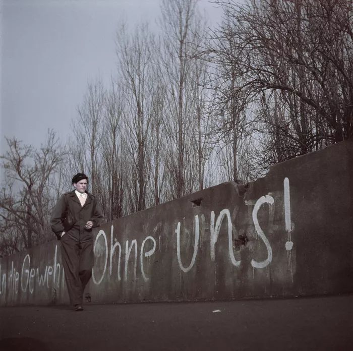 罗伯特·卡帕的彩色摄影全曝光