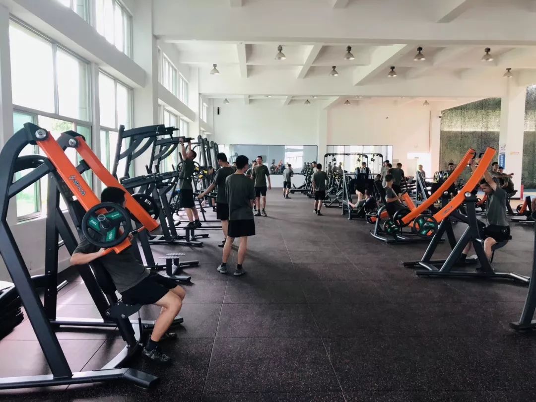 八一建军节:硬汉是怎么炼成的_训练