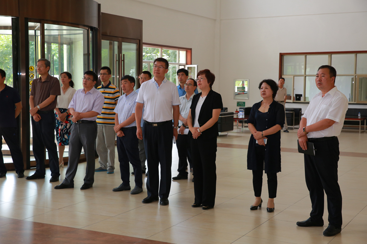 省药监局来我县调研