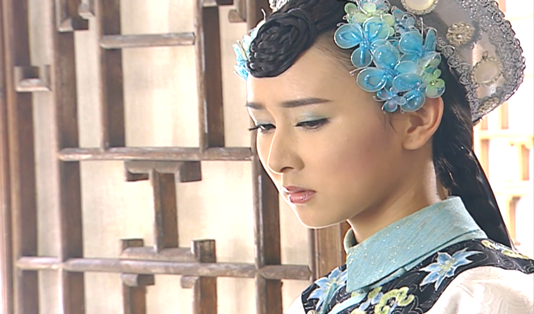 蝴蝶一只接着一只的古装女子张棪琰别致孙莉清纯胡静小清新