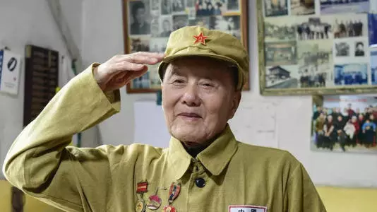 年少只知当兵苦,读懂军人不少年_聂海波