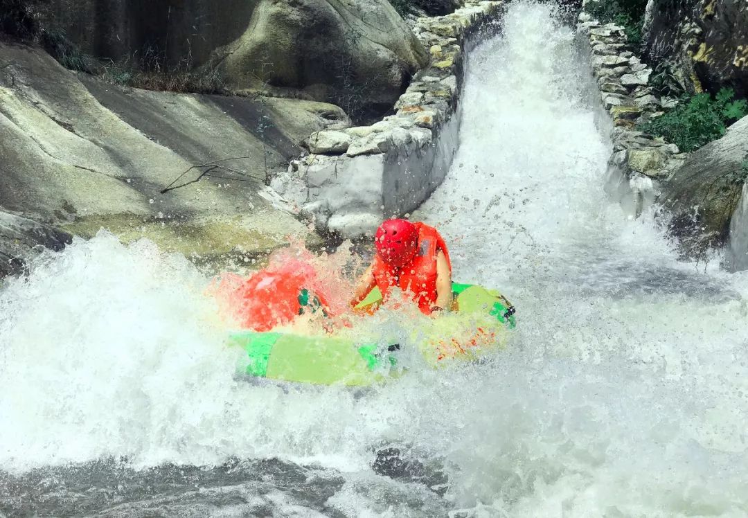 避暑漂流好去处 福利就在亚武山
