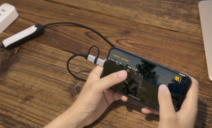 原创手机边充电边玩游戏对电池有没有坏处