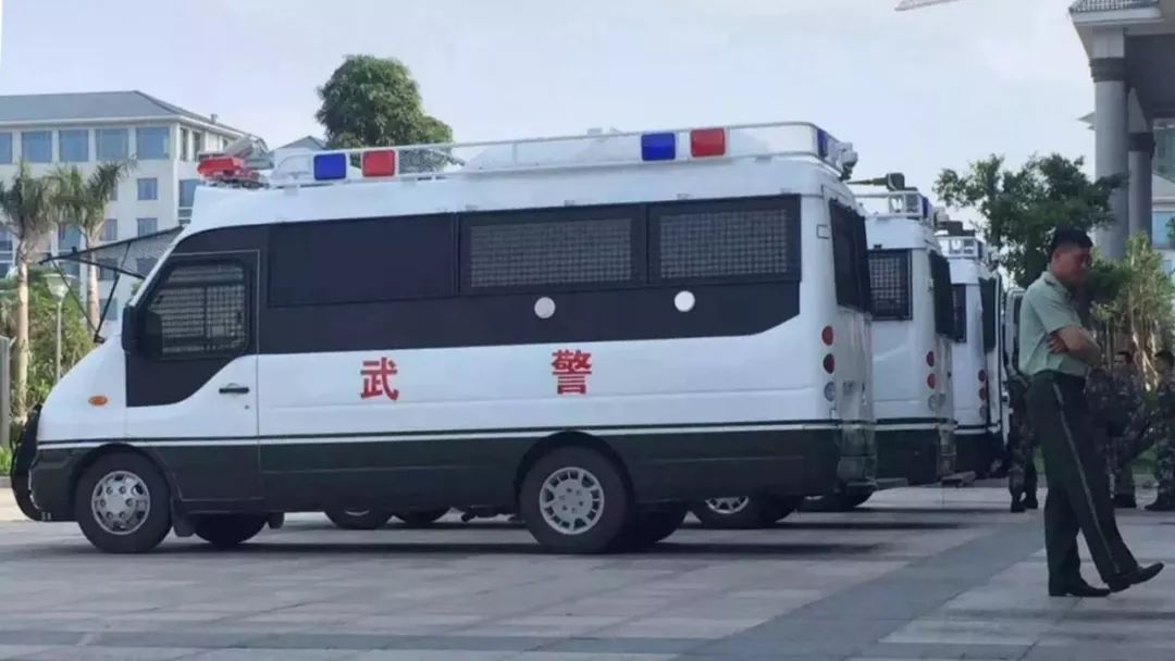 武警巡逻车 新式图片