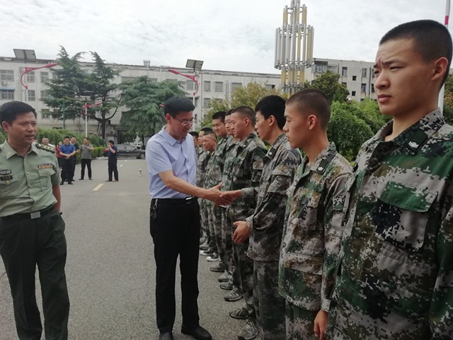 县长田林带队慰问驻周,驻商部队官兵_商水县