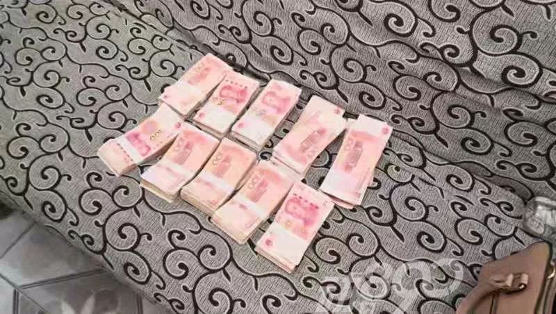 襄阳车主10万元现金"不翼而飞",竟和这起车祸有关!
