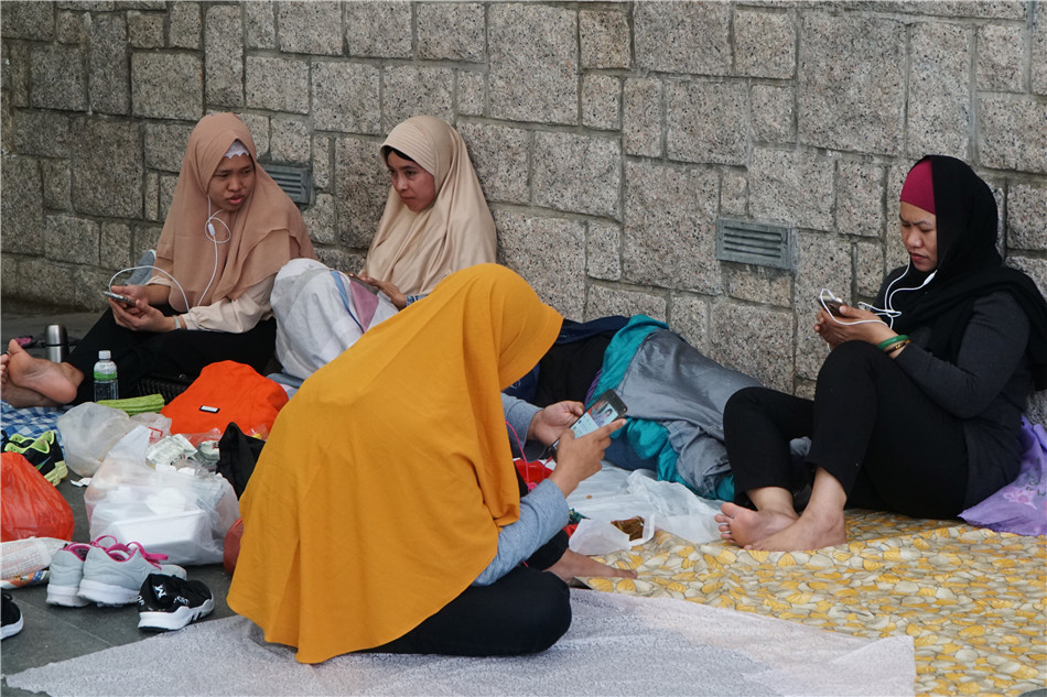 原创香港:维多利亚公园,周末成群结队的菲佣们