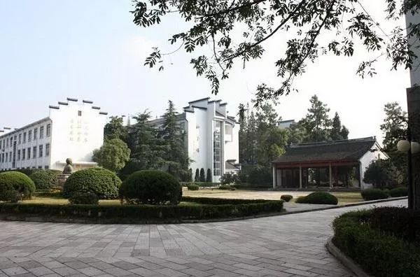 一个应届毕业生眼中的稽山中学