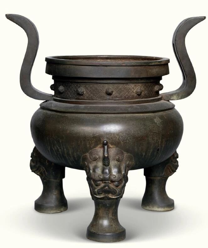 wt: 15200grmb: 60,000-80,0001815清 象耳簋式炉款识:大明宣德年制l
