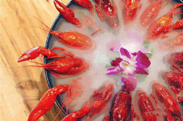 小龙虾别"瞎吃"!吃货必备之「吃虾姿势」学起来!