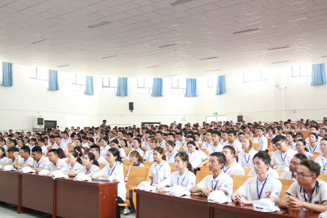 第三师图木舒克市举行2019年大学生志愿服务西部计划岗前培训开班仪式