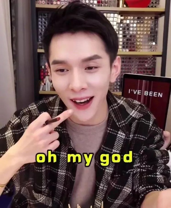 "猫狗"打响kol抢夺战:天猫要揽10万人,京东要投10个亿_李佳琦