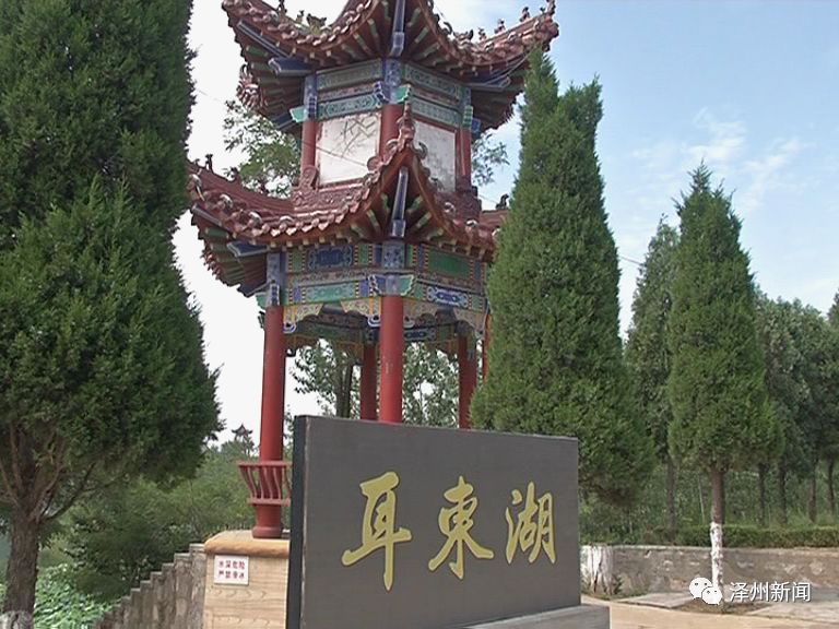 为确保山耳东水库安全度汛,除了每日的细致巡查,巴公镇党委政府和水库