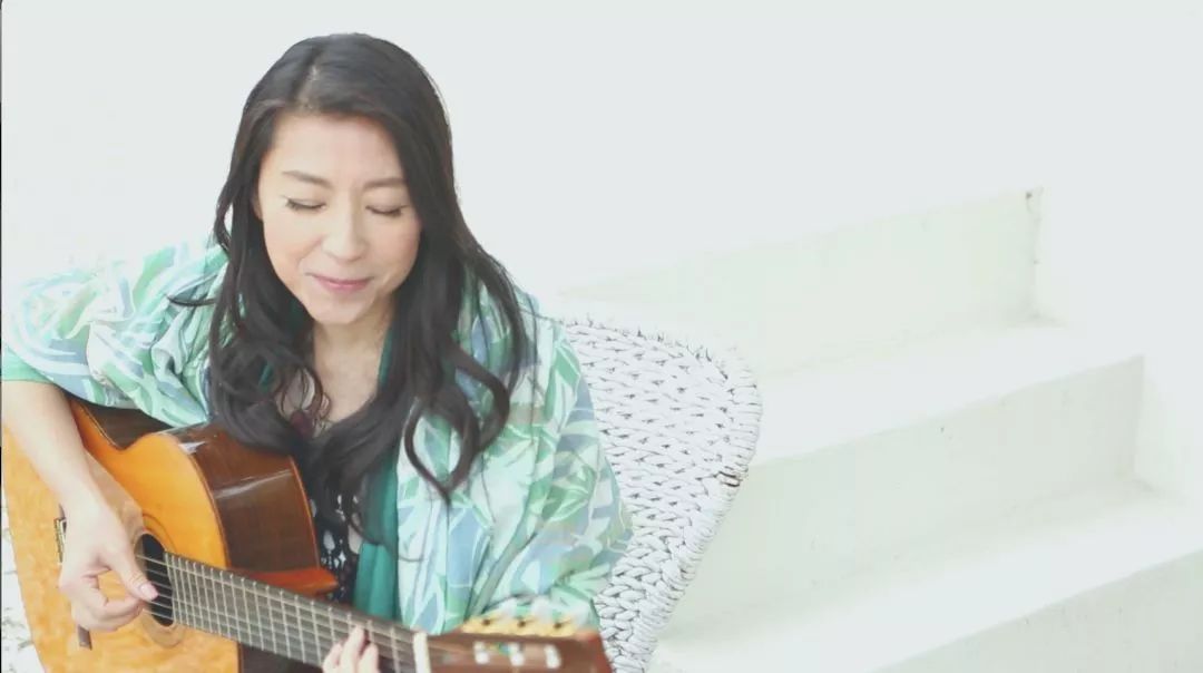 小野丽莎 |当爵士女王遇到她的孩子们,最自豪的身份一定是母亲