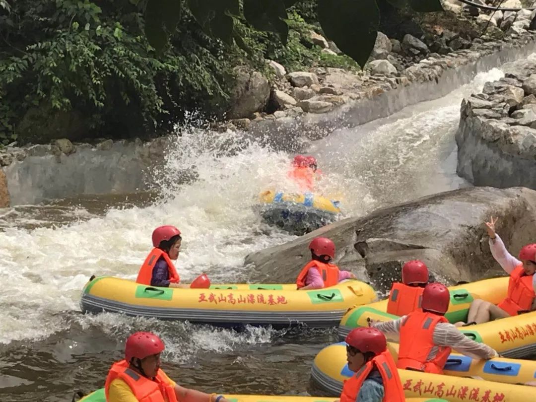 避暑漂流好去处 福利就在亚武山