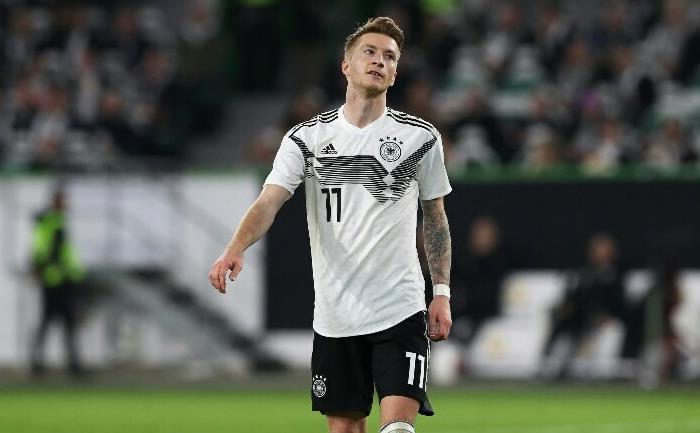 鲁梅尼格不同意罗伊斯成为德国队领袖,但同意他因走出伤病而拿奖