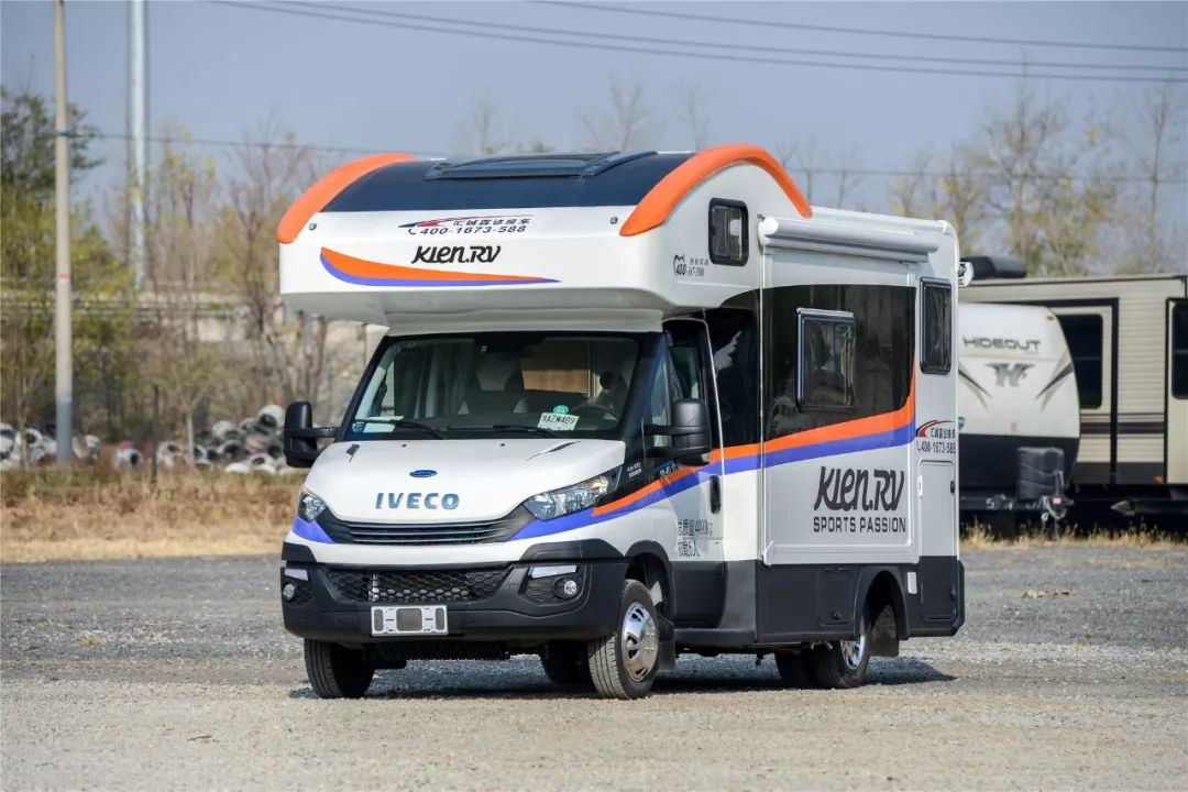买个房车做婚房宇通这款进口依维柯房车挺适合