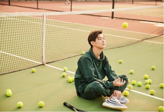 副队长沈哲加入we以后大家就有眼福了