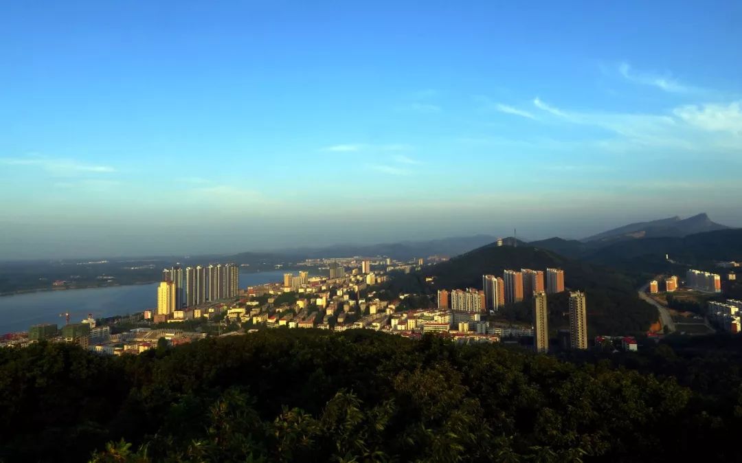 从钢铁之都华丽转身中国最具幸福感之城, 舞钢是如何做到的?