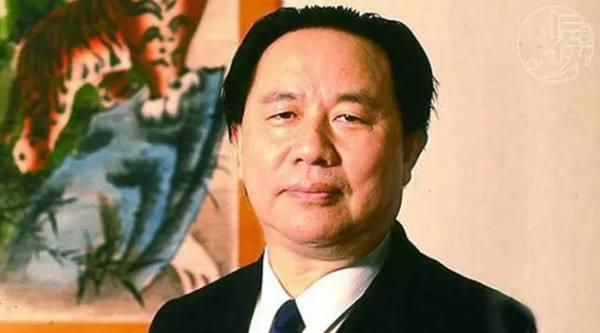 壹条历史,壹个人物,讲述历史背后的故事 或许听到牟其中这个名字,很多