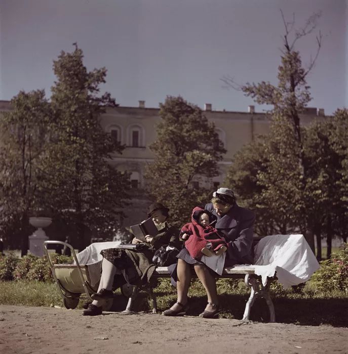 罗伯特卡帕的彩色摄影全曝光