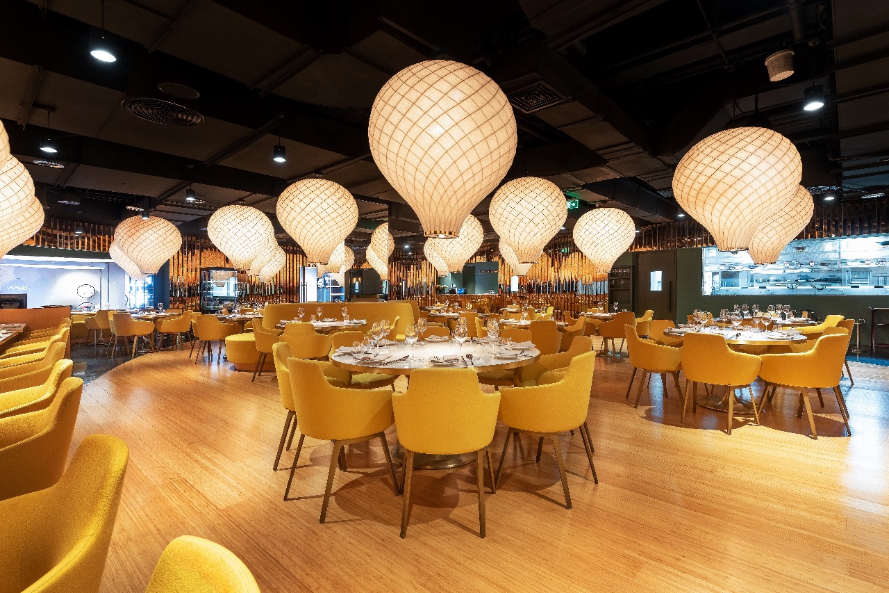 mercedesme三里屯体验店me时尚餐厅与四方三川七夕爱me礼遇