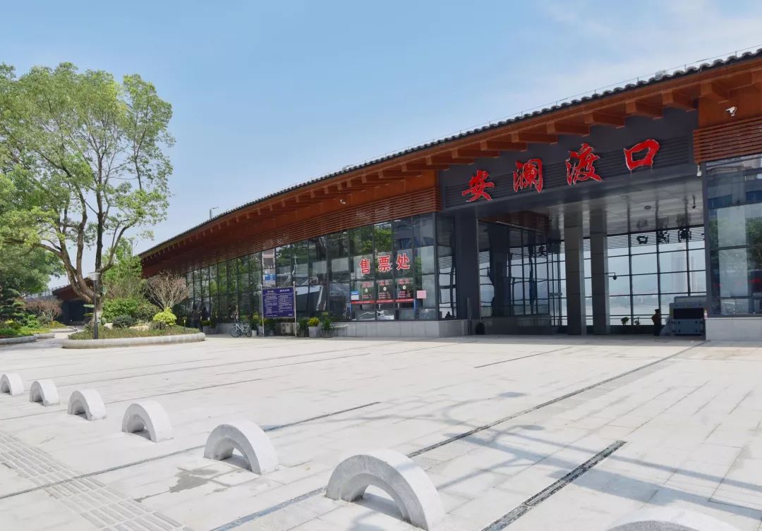 市区到瓯北的这个码头开啦候船室有空调