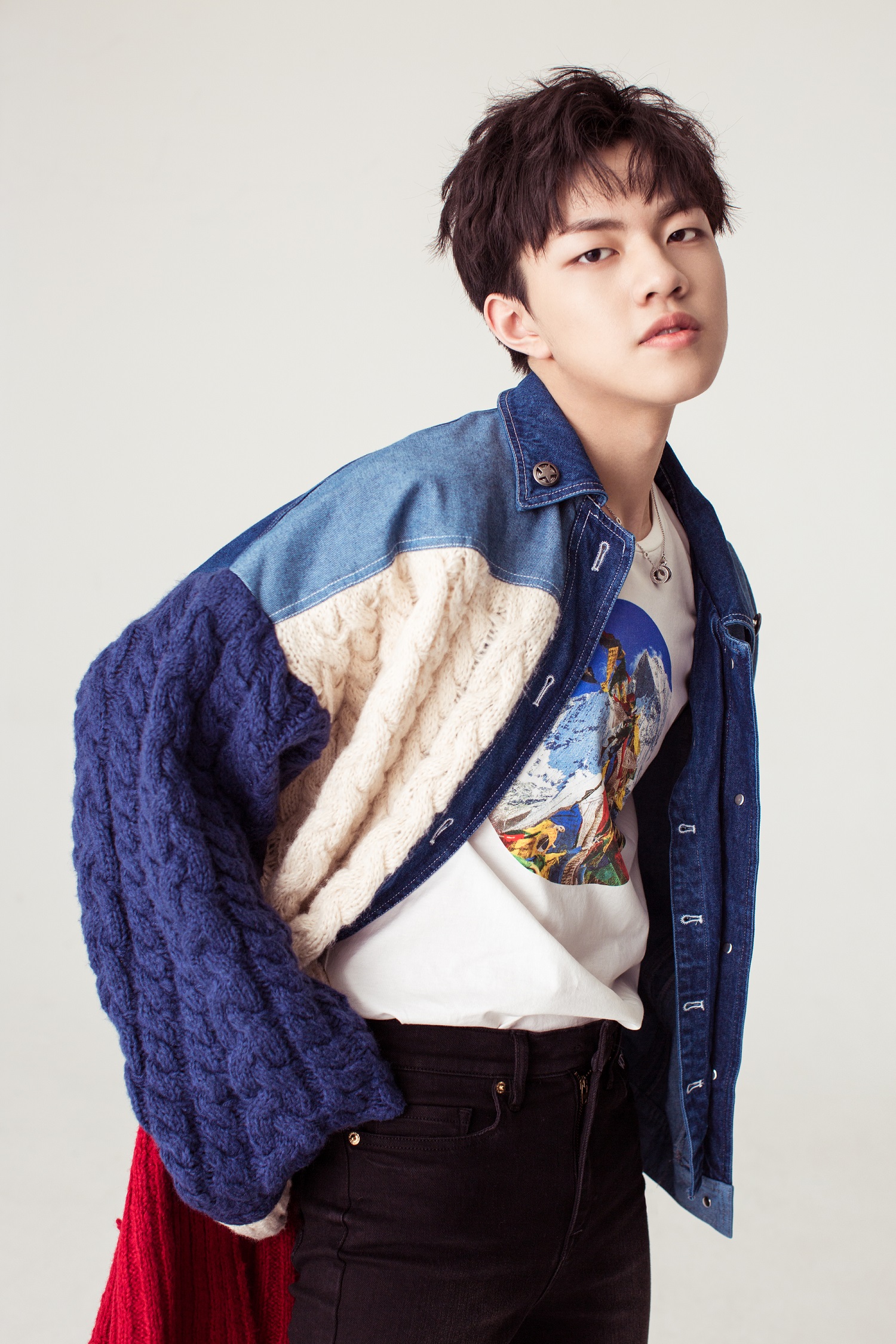 00后唱作人钱正昊新专辑先行单曲《来(alive)》 葛大为操刀作词活力