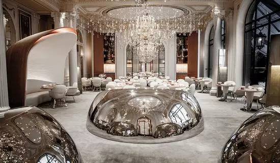 jol robuchon餐厅位于拉斯维加斯mgm酒店内,主厨jo?