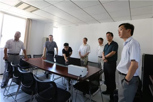 市人大常委会秘书长赵重迎,市人大常委会副秘书长,研