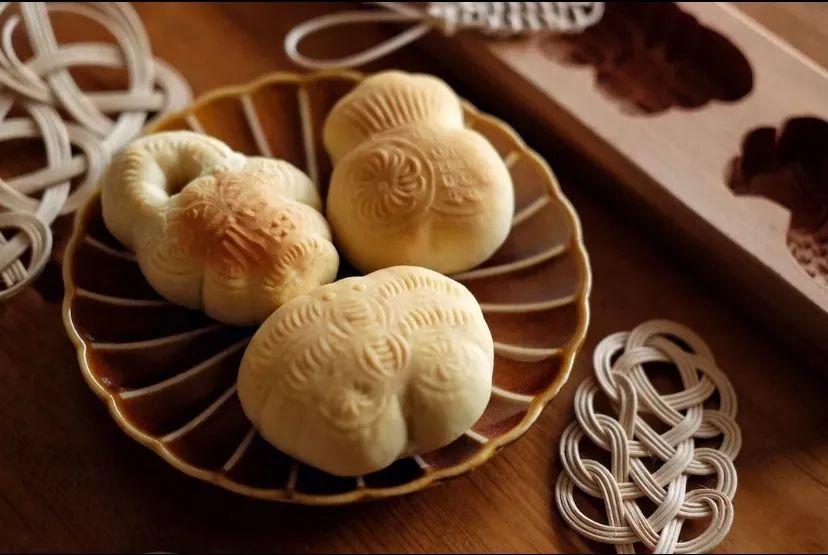 博世美食教学开启网红冰面包七夕巧果