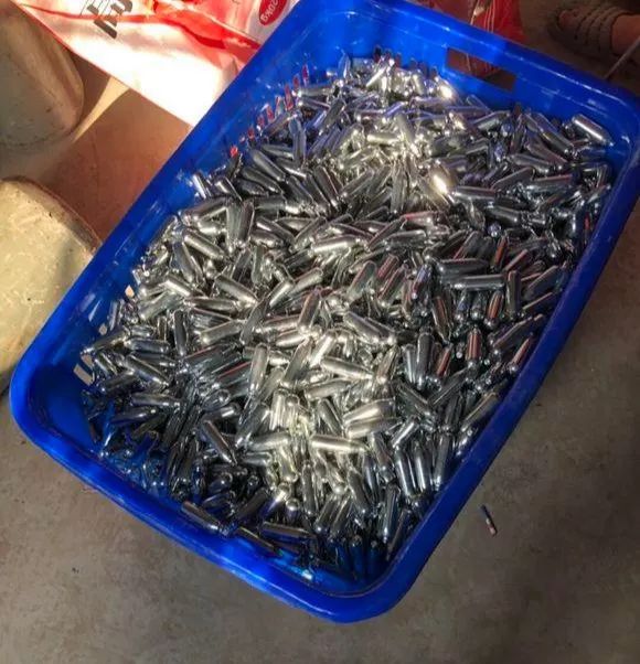 别买!这种闪送的东西1小瓶就能毒杀老鼠!