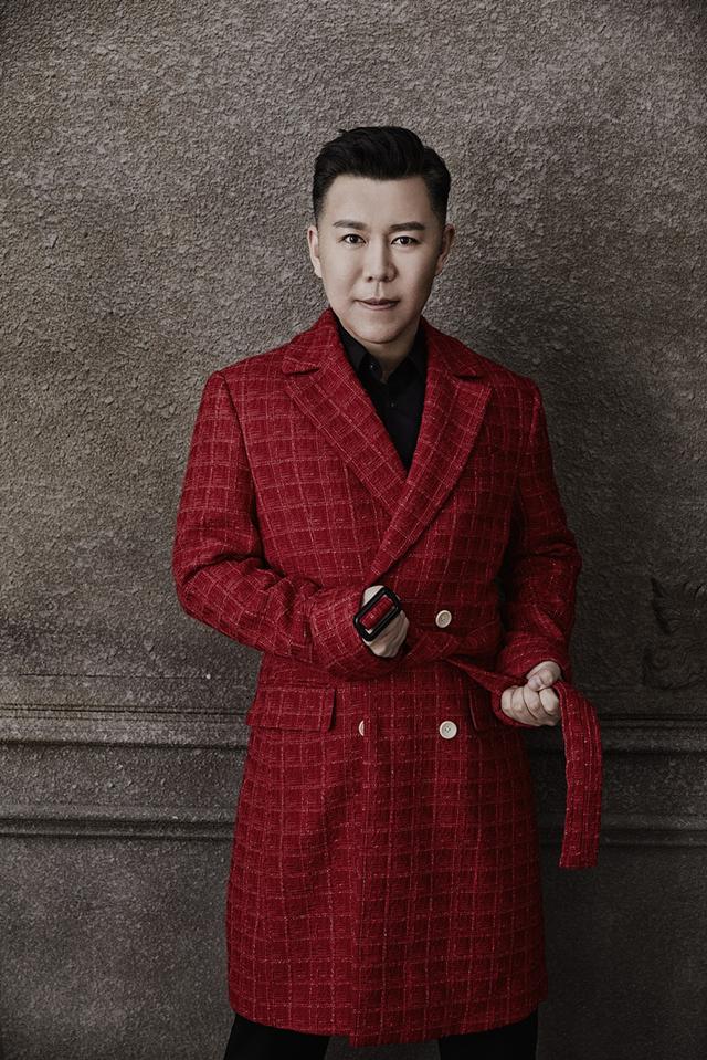 于嘉乐演唱电影《光明行》主题曲《爱在战火纷飞时》 献礼建国70周年_