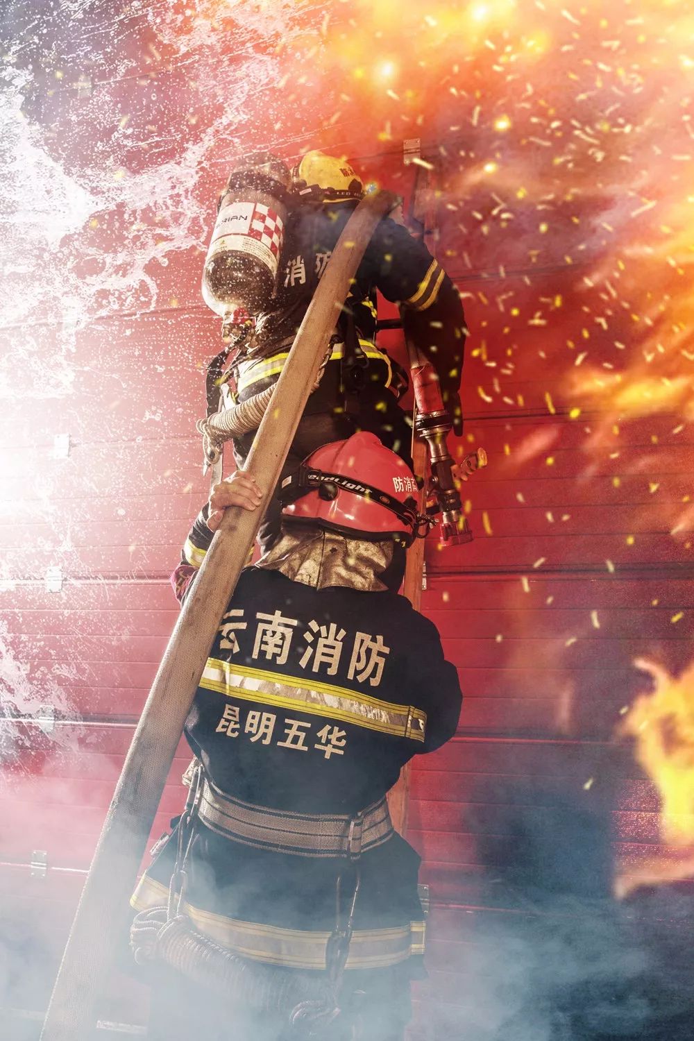 八一致敬曾经的消防军人