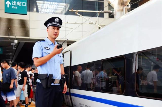 反扒警察宋鹏飞图片