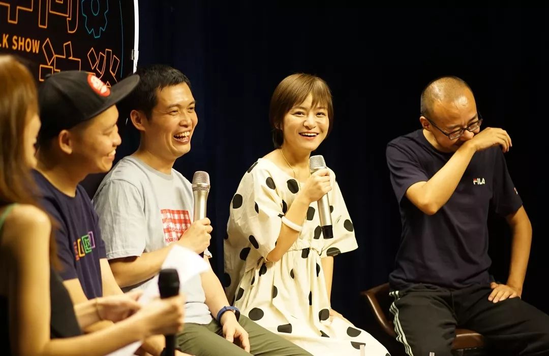 这个节目第一期就分裂了思文和庞博车间访谈