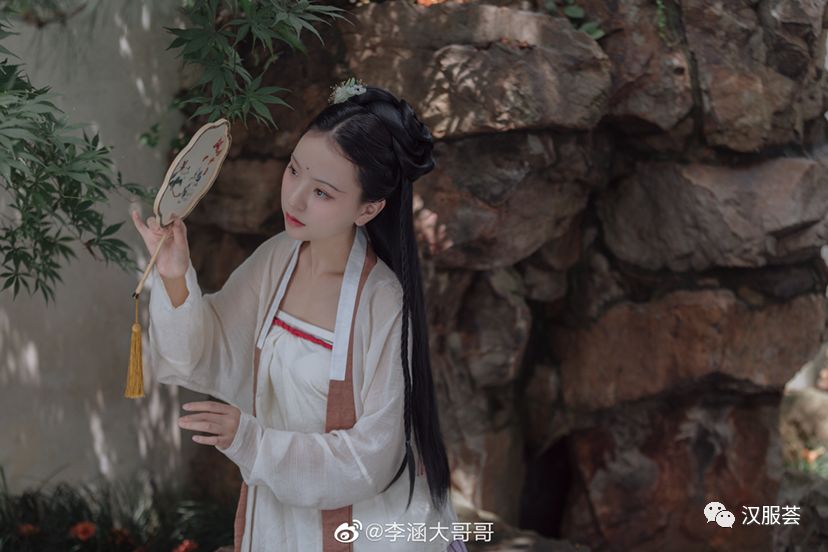 汉服仕女一寸相思千万绪人间没个安排处