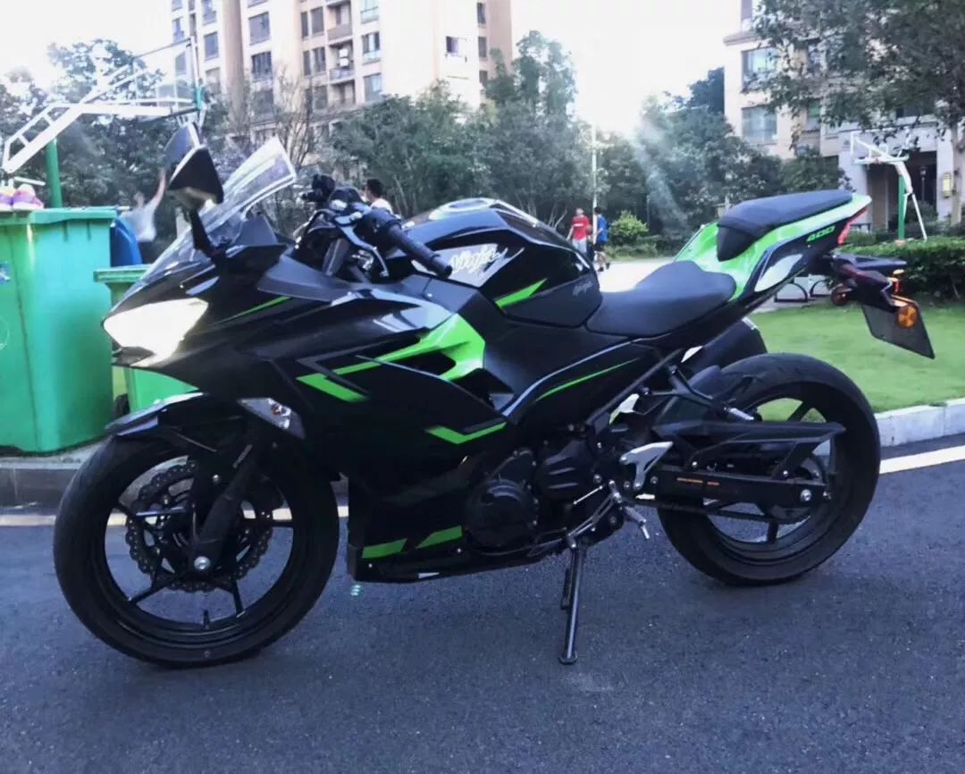 轉讓湖南常德大貿川崎ninja400