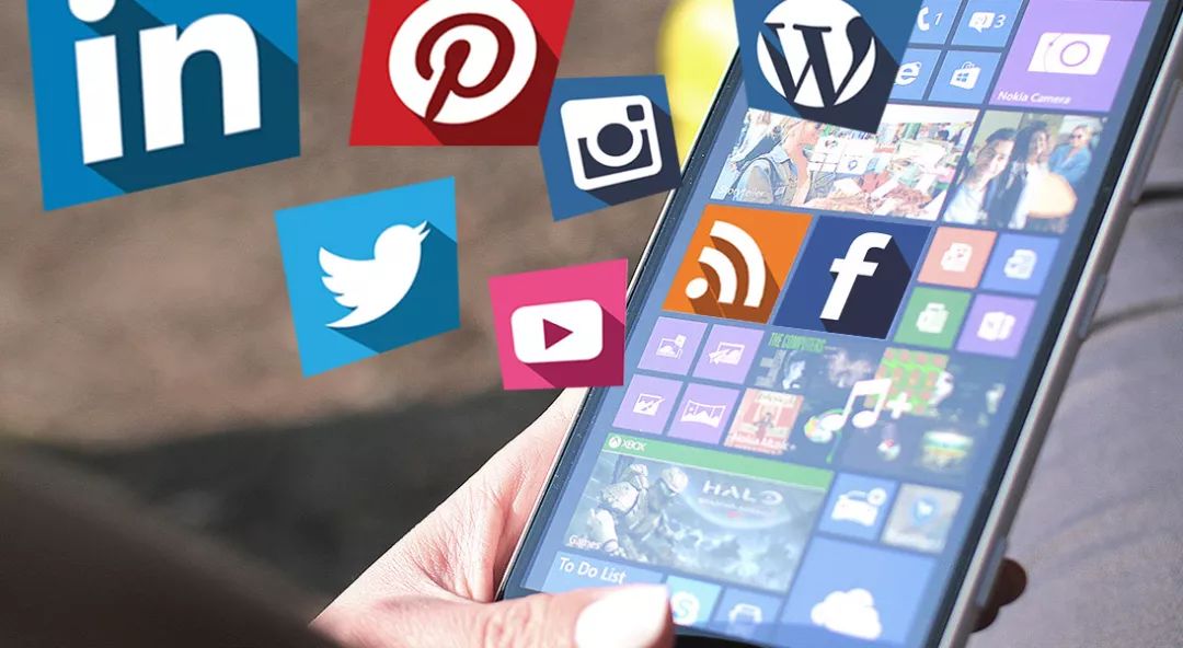 2019年美国数字媒体报告移动端和社媒结合才是王道