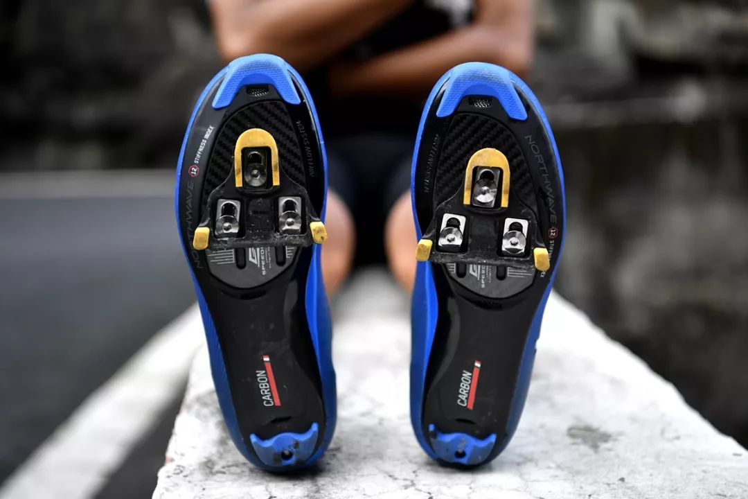 测试精选顶级享受亲民价格nwrevolution公路锁鞋